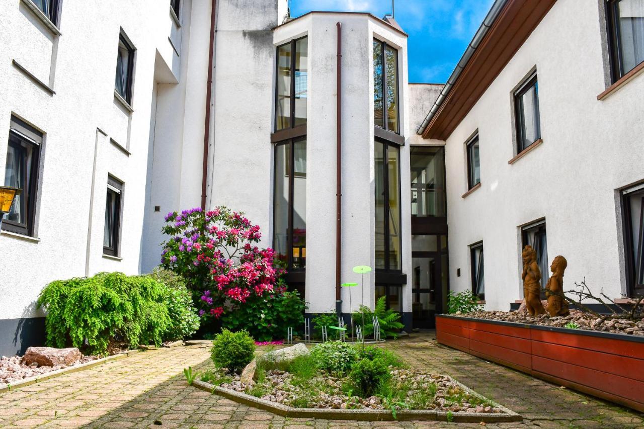 Kurgarten-Hotel Wolfach Exteriör bild